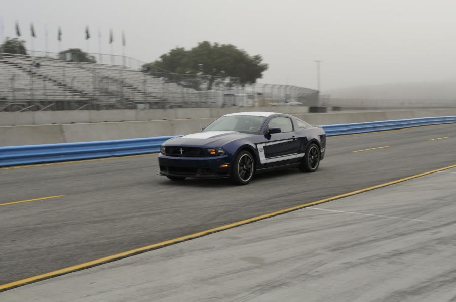  Ford Mustang Boss 302 2012 года  (фото 128 из 208)